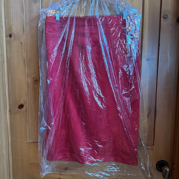 Marc New York Faux Suede Red Pencil Skirt (L) - Picture 10 of 11